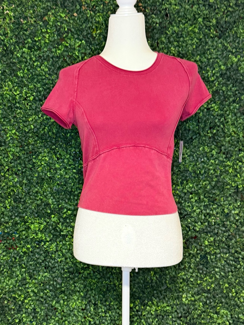 Free People We The Free Red Fitted Tee Size M NWT ❤️
